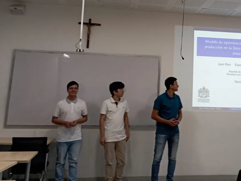 Éxito en la optimización matemática, la clase que se destaca con proyectos innovadores