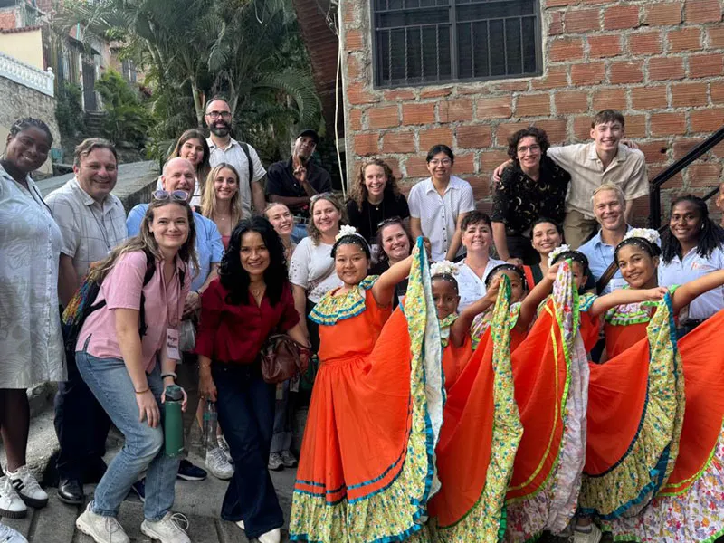 Liderazgo, comunicación y paz, un curso que transforma realidades con estudiantes de Gonzaga University